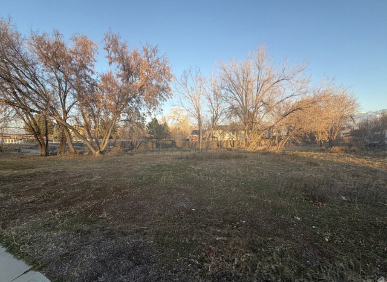 8305 S. 220 W.